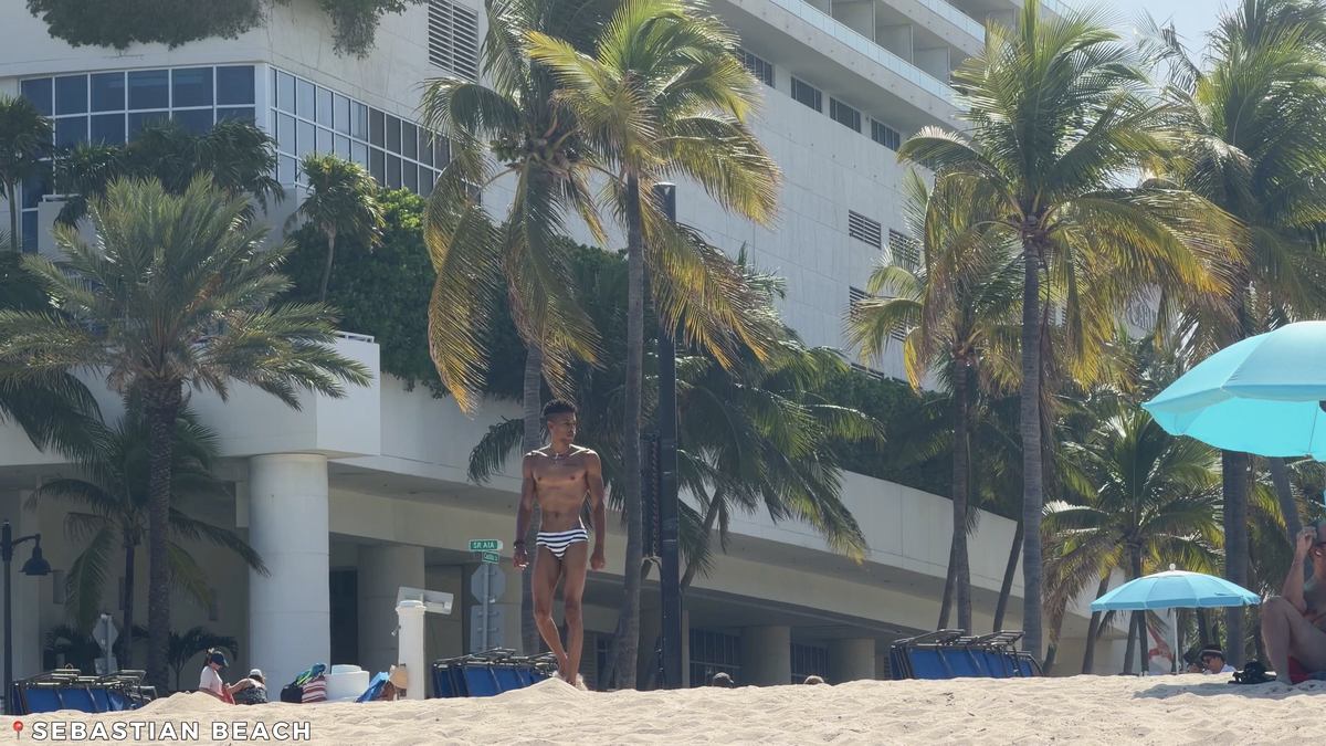 Edificios y hoteles frente a Sebastian Beach