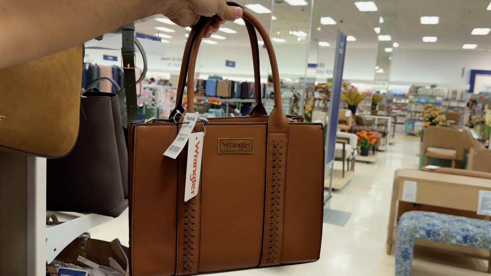 Bolso Wrangler de asas cortas