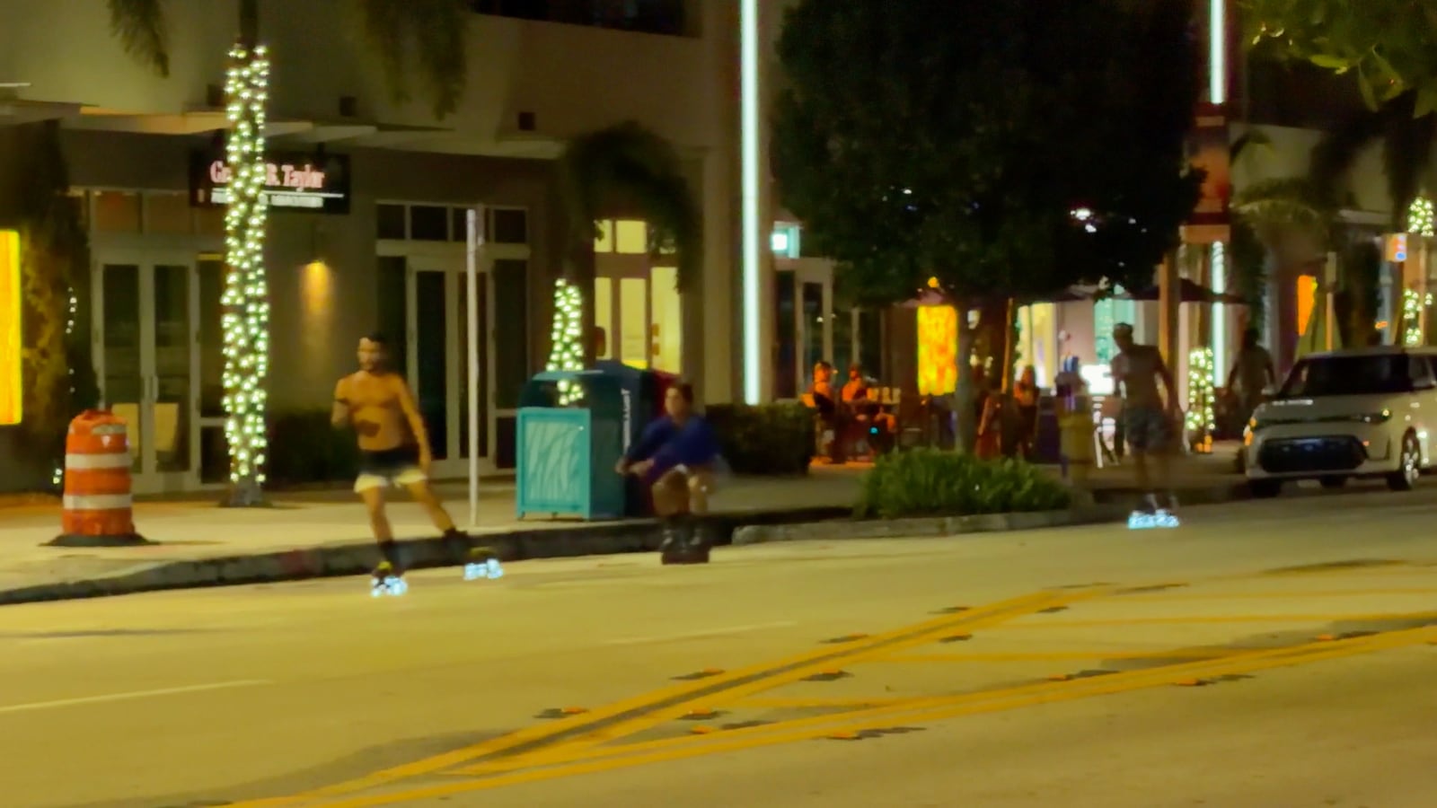 Patinadores regresando por Wilton Drive