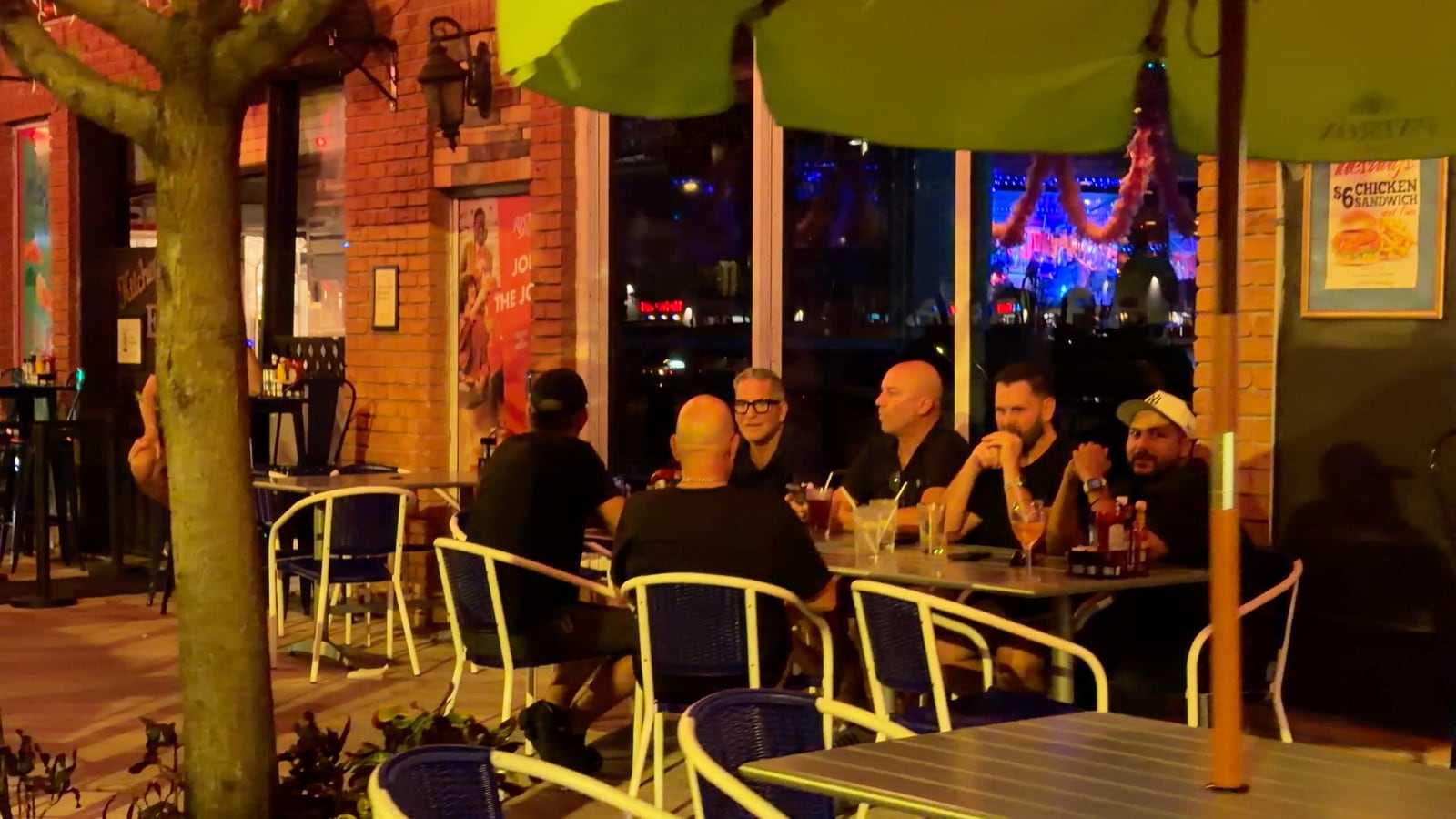 Terraza de Pub on the Drive en Wilton Manors