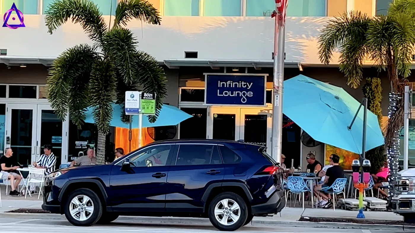 Infinity Lounge en Wilton Manors