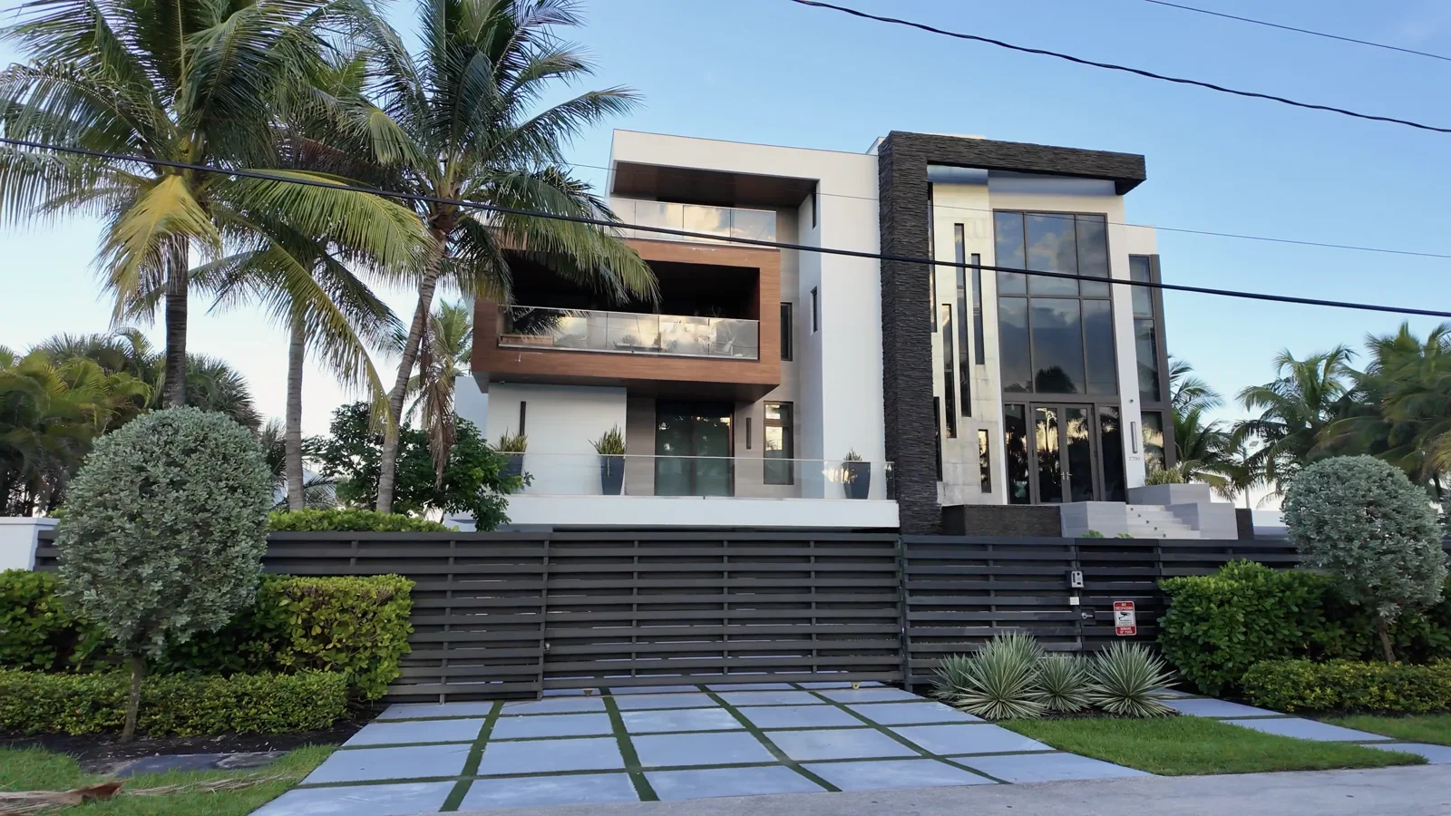 Arquitectura residencial junto a Lauderdale Beach